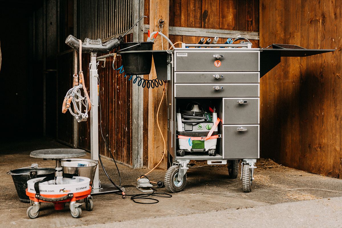 Zahnwagen und Equipment